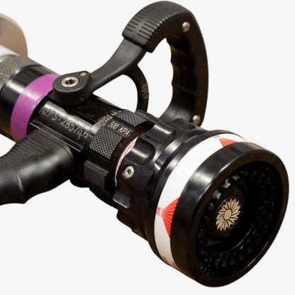 TFT 1.5" Quadracup Nozzle BSP Swivel Inlet 5 Bar 110-470 LPM - Red Bale & Pistol Grip - pslfireandsafety.co.nz